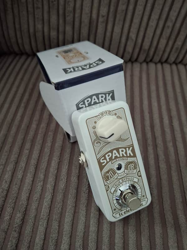 TC Electronic Spark Mini Booster