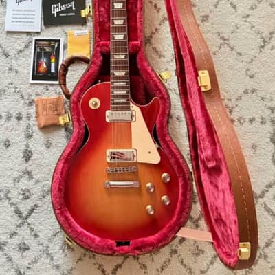Gibson Les Paul '70s Deluxe (Cherry Sunburst) image 1