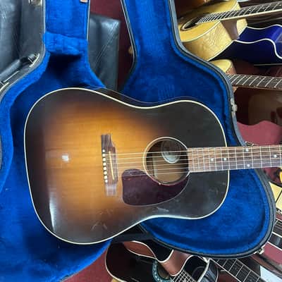 Gibson J-45 Acoutic Standard image 12
