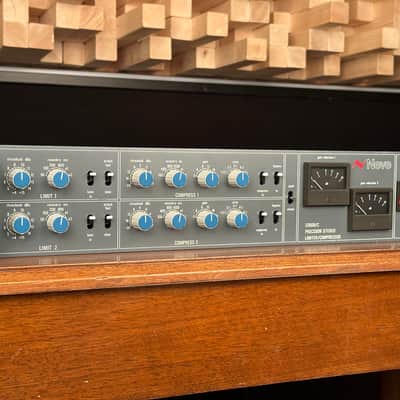 Vintage Neve 33609/C Precision Stereo and Dual Mono Compressor / Limiter 33609C 33609 C. 1990 image 5