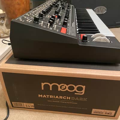 Immagine Moog Matriarch Dark (Mint) - 4
