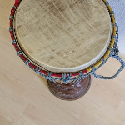 Hand-Carved West African Djembe – 65 cm – 27 cm Head – Natural Goatskin image 3