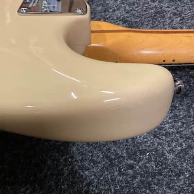 Fender American Deluxe Stratocaster 2005 - Honey Blonde image 10
