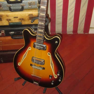 1967 Fender Coronado Electric XII 12 String Sunburst image 2