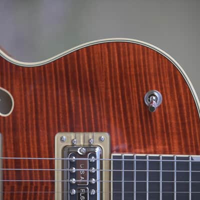 Gretsch G6659TFM Players Edition Broadkaster® Jr. Center Block Single-Cut with String-Thru Bigsby® and Flame Maple, Ebony Fingerboard - Bourbon Stain image 9