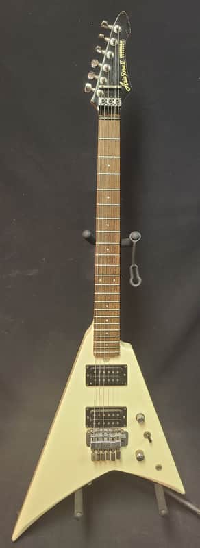Aria Pro II 1985 - White image 1