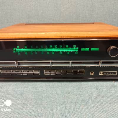 Heathkit AR 19 1970 - Pecan wood silver face image 1