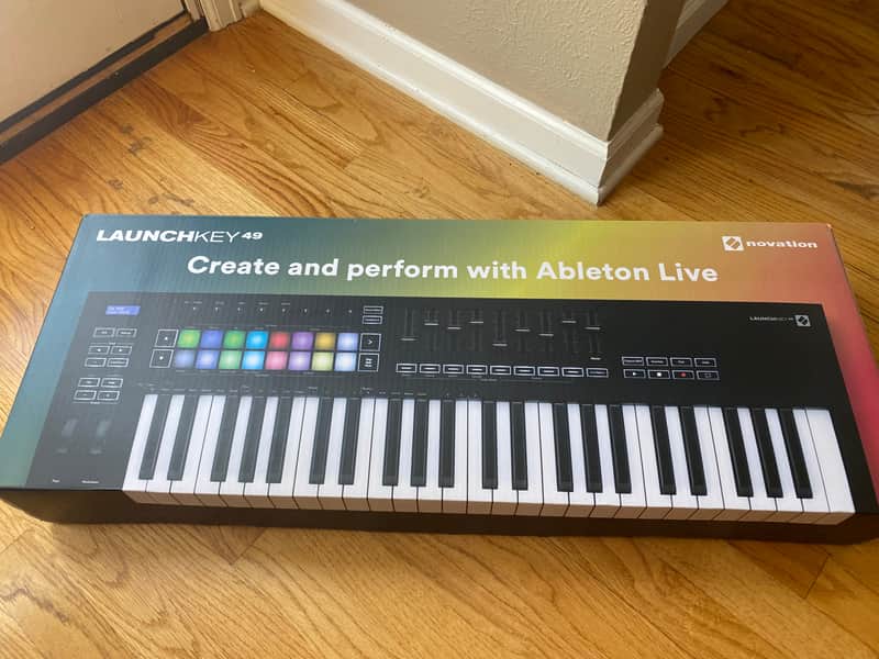 Novation Launchkey 49 Keyboard image 1