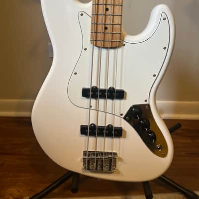 Fender Player Jazz Bass Polar White image 1