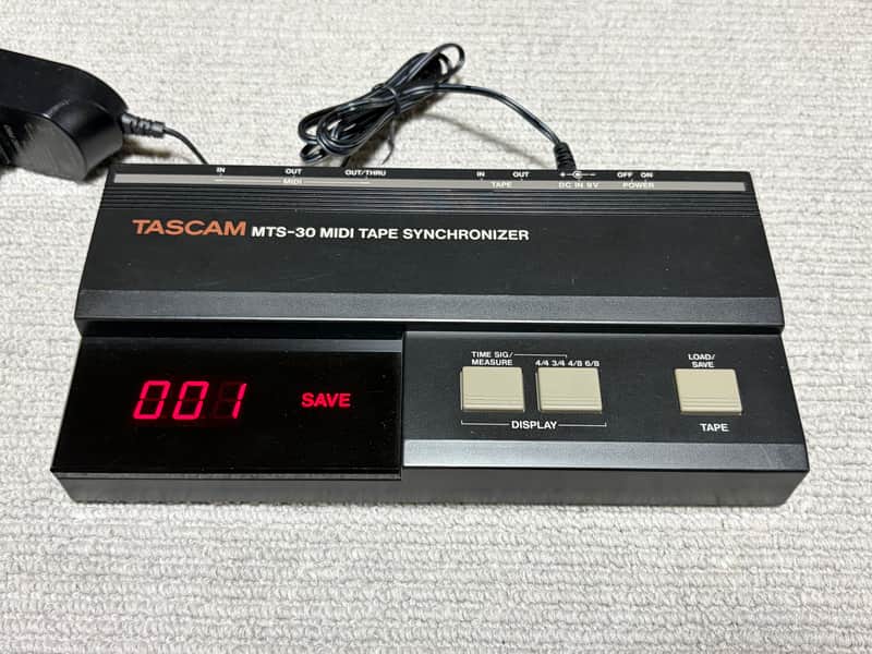 TASCAM「MTS-30」MIDI TAPE SYNCHRONIZER TASCAM MTS-30 MIDI Tape Synchronizer | Reverb