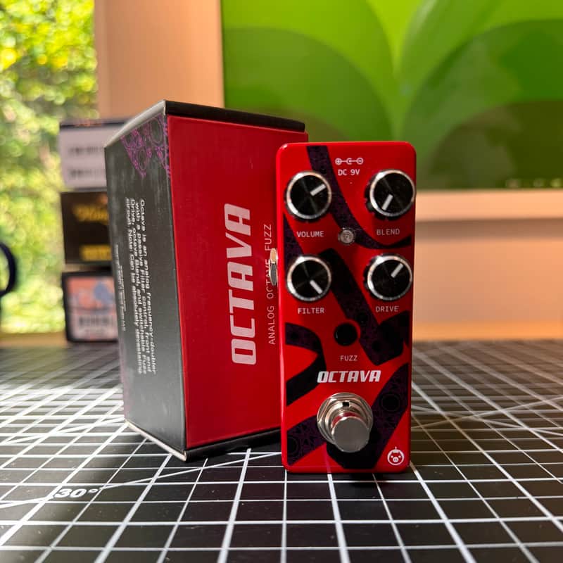 Pigtronix Octava Micro Octave Fuzz