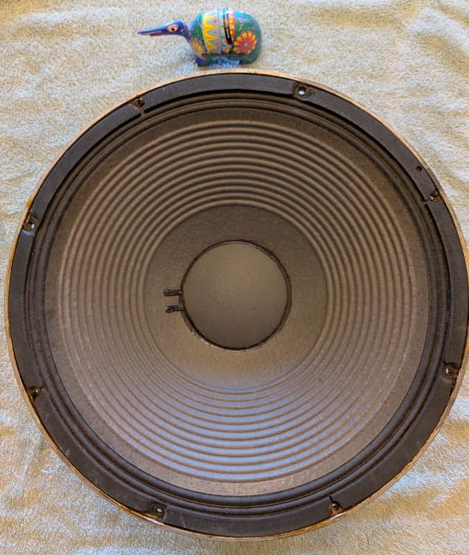 JBL 2220B 16 ohm, 15 Inch Speaker, Single image 1