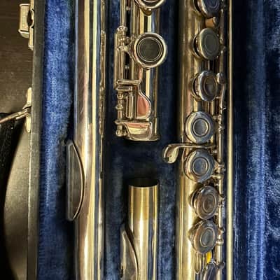 Armstrong 104 flute with curved headjoint image 3