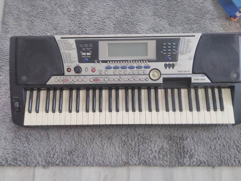Yamaha PSR 550 image 1