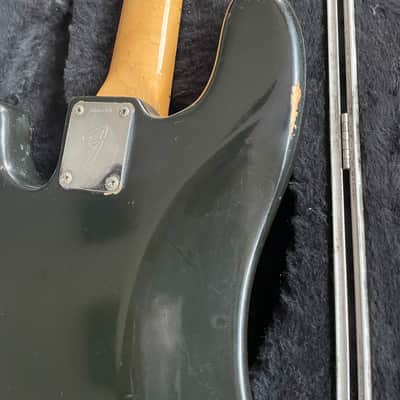 Fender Precision Bass with Rosewood Fretboard 1970 - 1983 - Black image 9