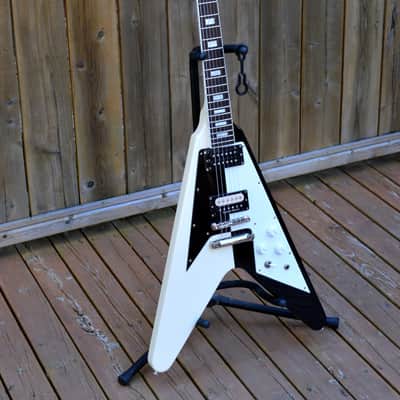 ESP/Edwards Flying V M. Shenker Model 2006 (black and white) image 8