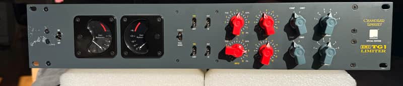 Chandler Limited TG-1 with PSU and two Custom Vovox cables image 1
