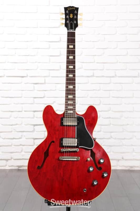 Gibson Custom 1964 ES-335 Reissue Semi-hollowbody Electric Guitar - '60s Cherry  VOS (64ES335VOSCNd2) image 1