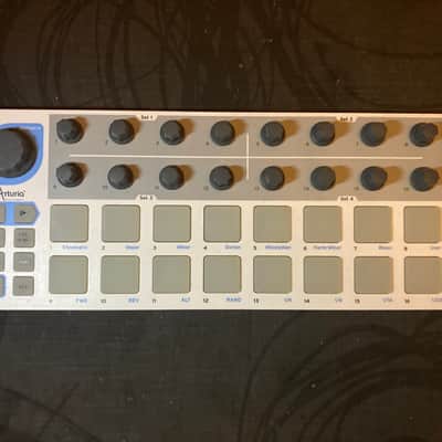 Immagine Arturia BeatStep MIDI Controller 2014 - Present - White - 1
