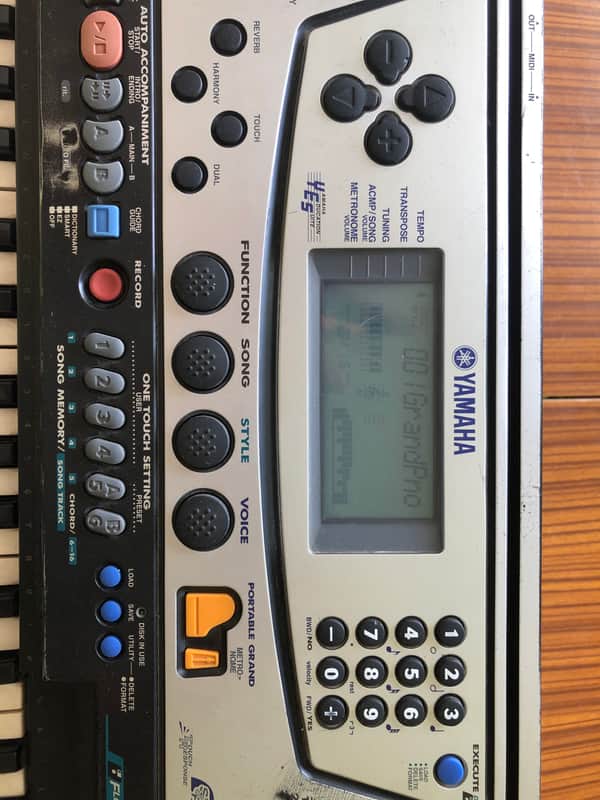 Yamaha PSR 340 keyboard portatone | Reverb