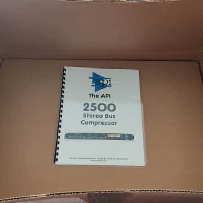 API 2500 Stereo Bus Compressor image 3