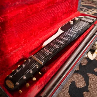Supro Jet Airliner Lap Steel Console 8 Tuxedo 1960s owned by Chris Shiflett image 2