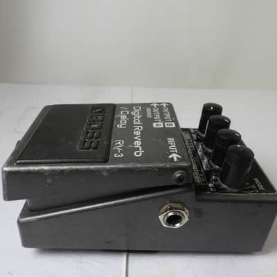Boss RV-3 Digital Reverb & Delay Effects Pedal Vintage Free USA Shipping image 5