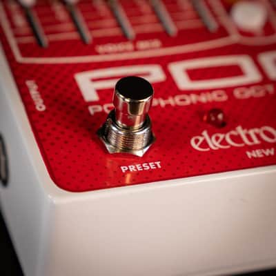 Electro-Harmonix POG2 Polyphonic Octave Generator Guitar Pedal image 5