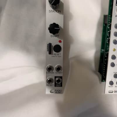 Music Thing Modular Radio Music - Silver image 1