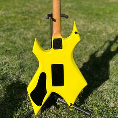 B.C. Rich Warlock USA 1987 - 1989 - Yellow image 5