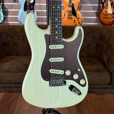 Fender American Standard FSR Rustic Ash Stratocaster 2013 - Olympic White image 1