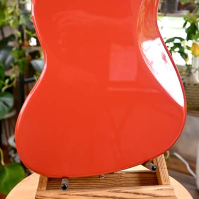 *New in Box* Fender Vintera II '60s Bass VI 2025 - Fiesta Red image 5