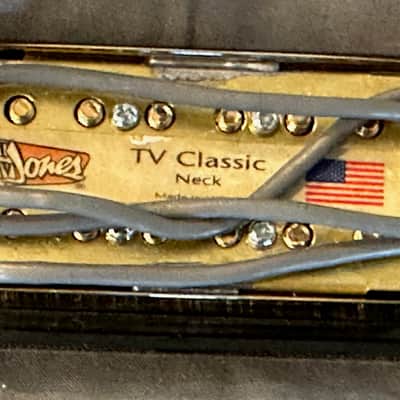 TV Jones TV Classic English Mount Pickup Set in Gold. With pickup rings (#2) image 9