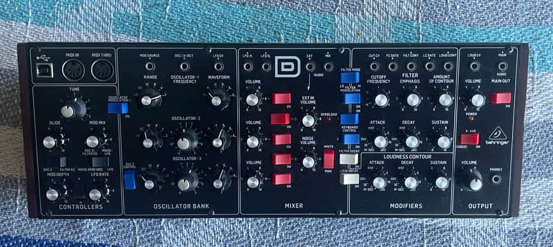 Behringer Model D Analog Synthesizer 2018 - Present - Black