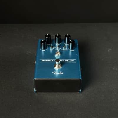 Fender Mirror Image Delay 2018 - Present - Blue image 3