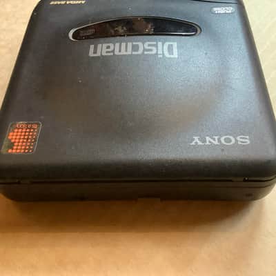 Sony Vintage 90’s Sony DiscMan D-11 Portable CD Player D 11 SONY made in Japan Class 1 image 10