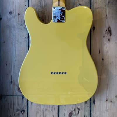 2019 Fender USA Britt Daniel Tele® Thinline Amarillo Gold & hard shell case image 3