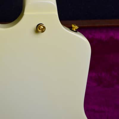 Gibson Explorer White image 9