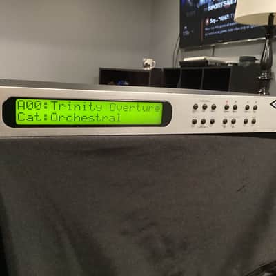 Korg Trinity TR Rackmount 32-Voice Polyphonic Workstation 1998 - Silver