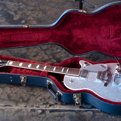Gretsch G6129T Players Edition Jet FT with Bigsby - Silver Sparkle image 10