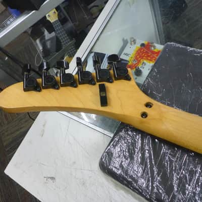 Kramer Player Grade Baretta I : Leveled ,Crowned & Dressed Frets 1985 - white image 18