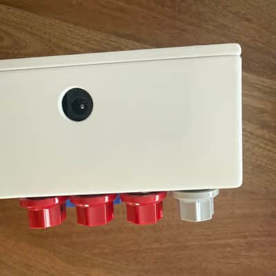 JHS Colour Box V2 2019 - Present - White image 5