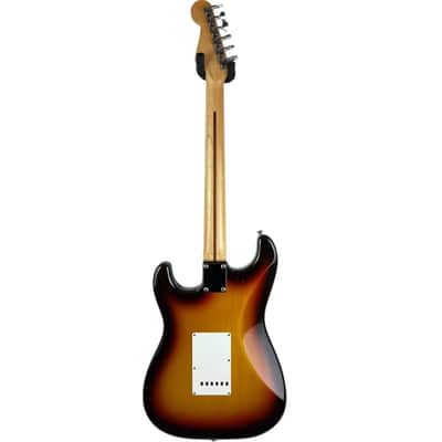 Fender Japan Standard Stratocaster 1994-1995 - Sunburst - Vintage image 4