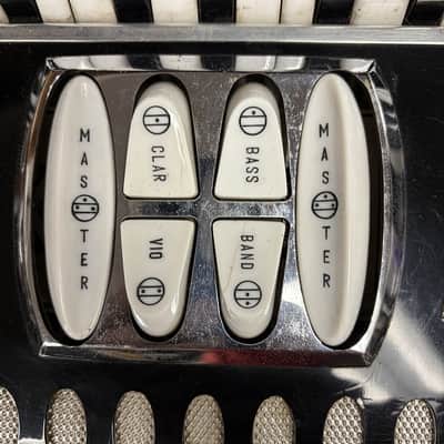Centro Matic Piano Accordion Mod. 20B image 4