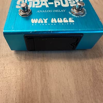 Way Huge WHE707 Supa-Puss Analog Delay 2013 - 2021 - Blue image 1