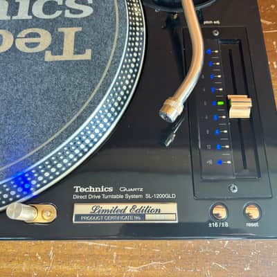 Technics SL-1200GLD Limited Gold Edition Direct Drive Turntable System image 3