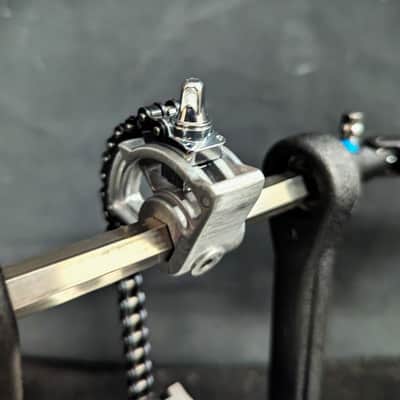 DW 2000 Series Double Bass Drum Pedal image 3