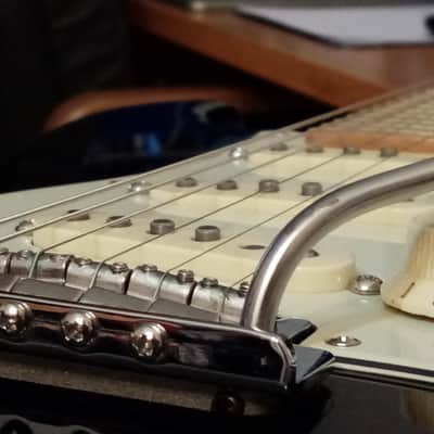 PUSH-IN 3/16 FENDER Professional 4,66mm Gilmour 4¾ SHORT ARM BLACK STRAT Or REDSTRAT 5⅕ Leva Corta For Strat Pro 10/32 2Point Sync Trem Fender Wilkinson - Gotoh image 11