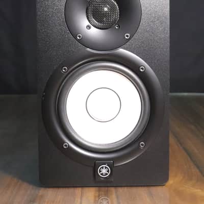 Yamaha HS5 5" Powered Studio Monitor (Pair) 2015 - Present - Black image 2