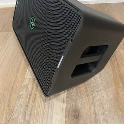 Mackie Showbox with Backpack and 2 Button Foot Switch in Mint Condition - Black image 6
